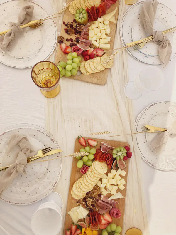 Dockside picnic with white and blue elements