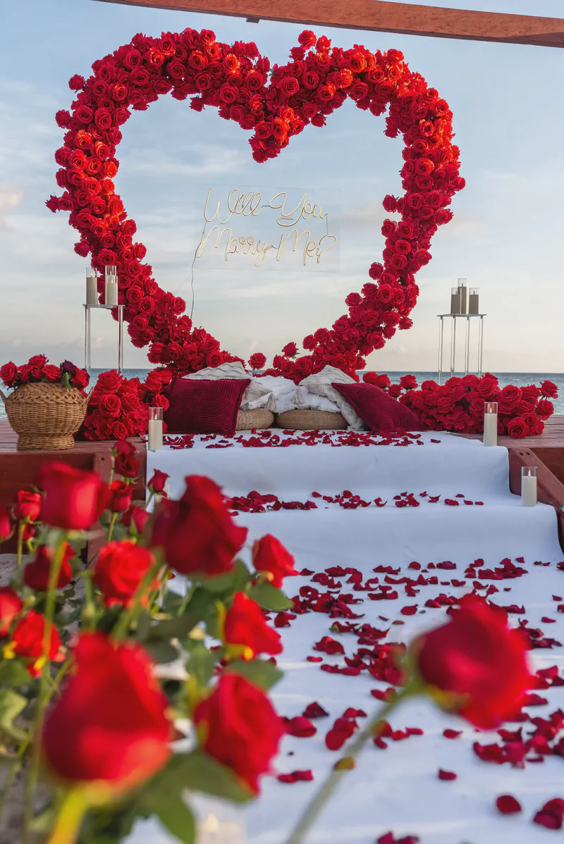 Luxury Cancun proposal with heart arch